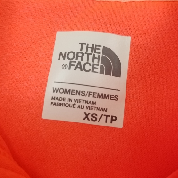 The North Face Sleeveless Tank Top Zip Up Hoodie - Picture 5 of 6